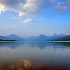 The fires in the west coast made it very hazy. Os incêndios florestais na costa leste dos EUA afetaram a clareza do ar. : Glacier NP, Lake McDonald, West Glacier, vacation 2014