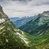 On this trail, especially in the beginning, you have to be very careful and stop to appreciate the views. Nessa trilha, especialmente no princípio, você tem que ter muito cuidado e parar para apreciar as vistas. : Glacier NP, Highline Trail, vacation 2014