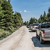 There is some major work being done at the Going-to-the-Sun road. Luckily the wait is generally about 10 minutes only. Há grandes reparos sendo feitos na estrada de Going-to-the-Sun. A sorte é que a espera é em torno de apenas 10 minutos. : Glacier NP, Going-to-the-Sun Rd, vacation 2014