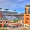 Memorial Stadium. O estádio de futebol americano.