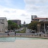 Vendo o Capitólio ao fundo.