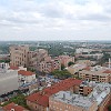 Os prédios da faculdade de engenharia ao fundo.